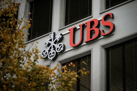 UBS: Hisse senetlerinde dalgalanma sürecek, ancak orta vadeli görünüm olumlu