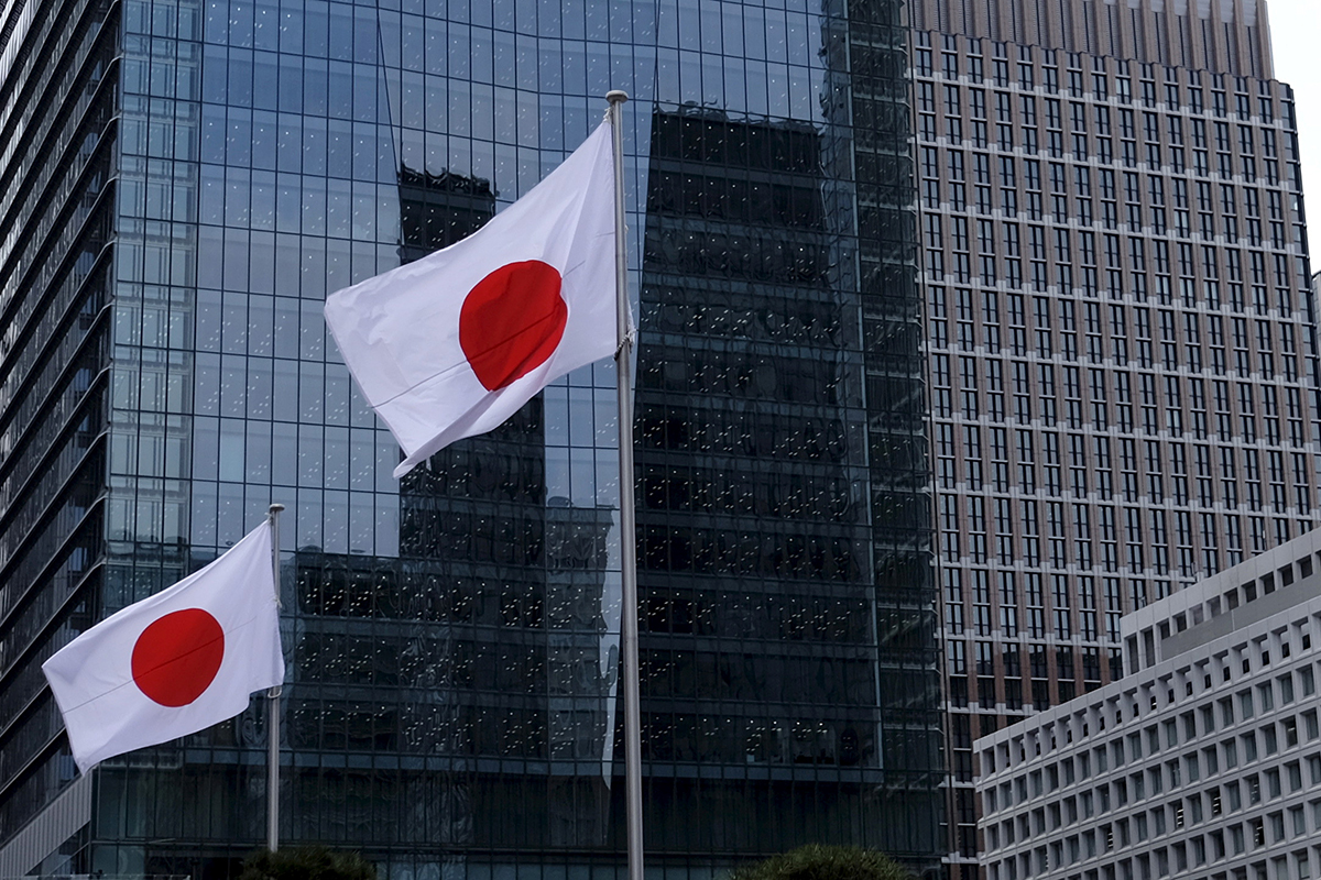 Japonya'da reel ücretler düştü