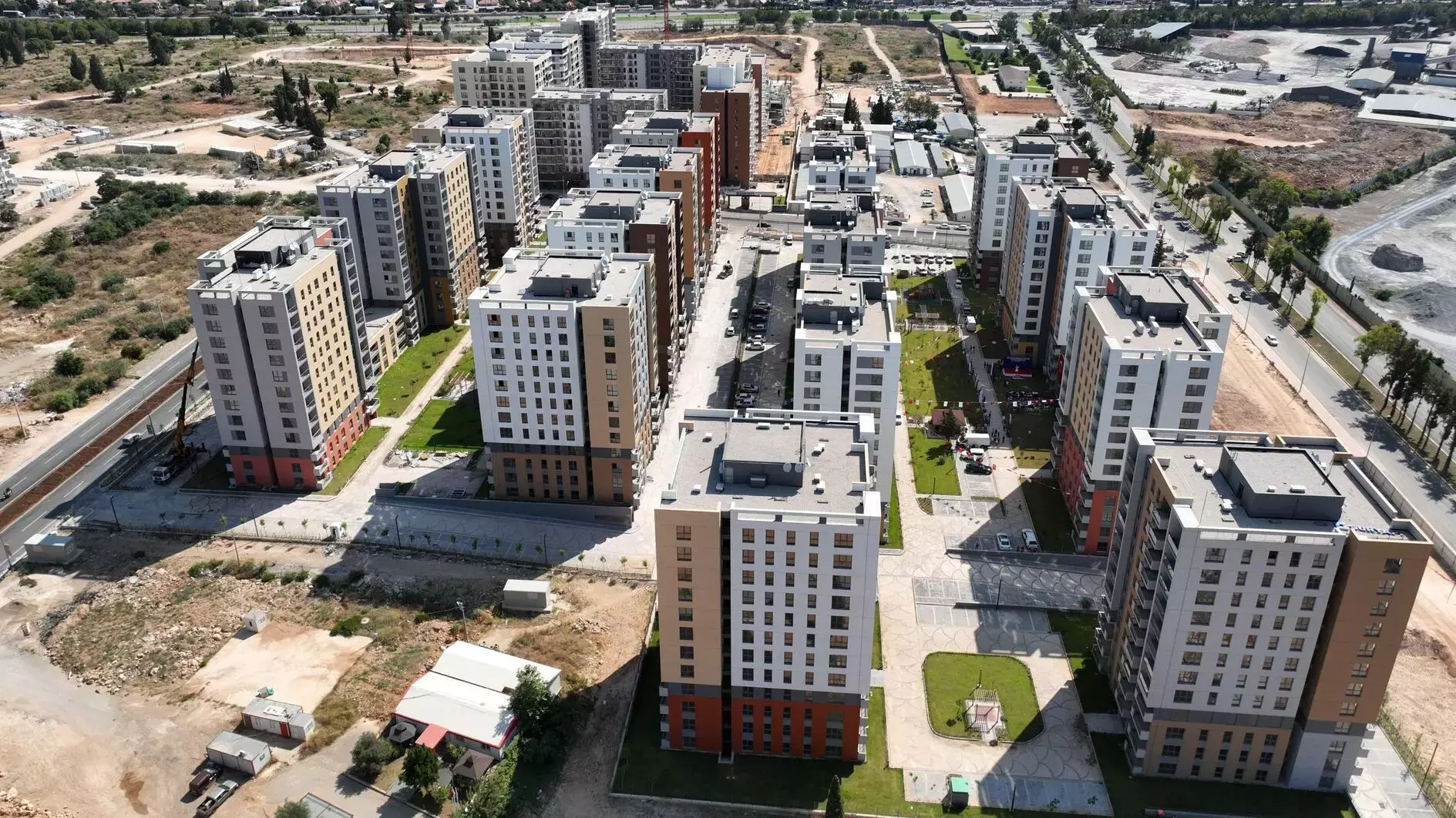 Orta Gelirli Yeni Konut kampanyası başlıyor: İstanbul, İzmir, Antalya ve Balıkesir'de geçerli