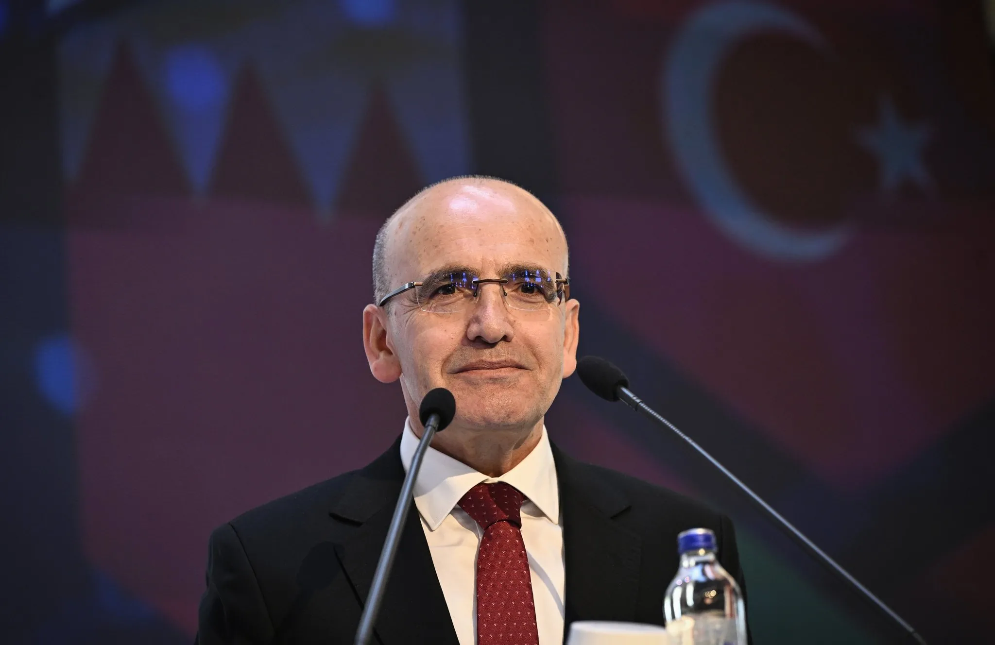 Hazine ve Maliye Bakanı Şimşek: Çalışanlarımızın alım gücünün kalıcı olarak artması için fiyat istikrarı ön koşuldur