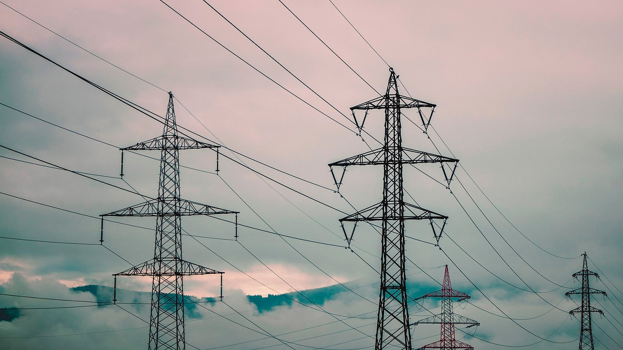 Enerji ithalatı faturası kasımda yüzde 8,8 yükseldi