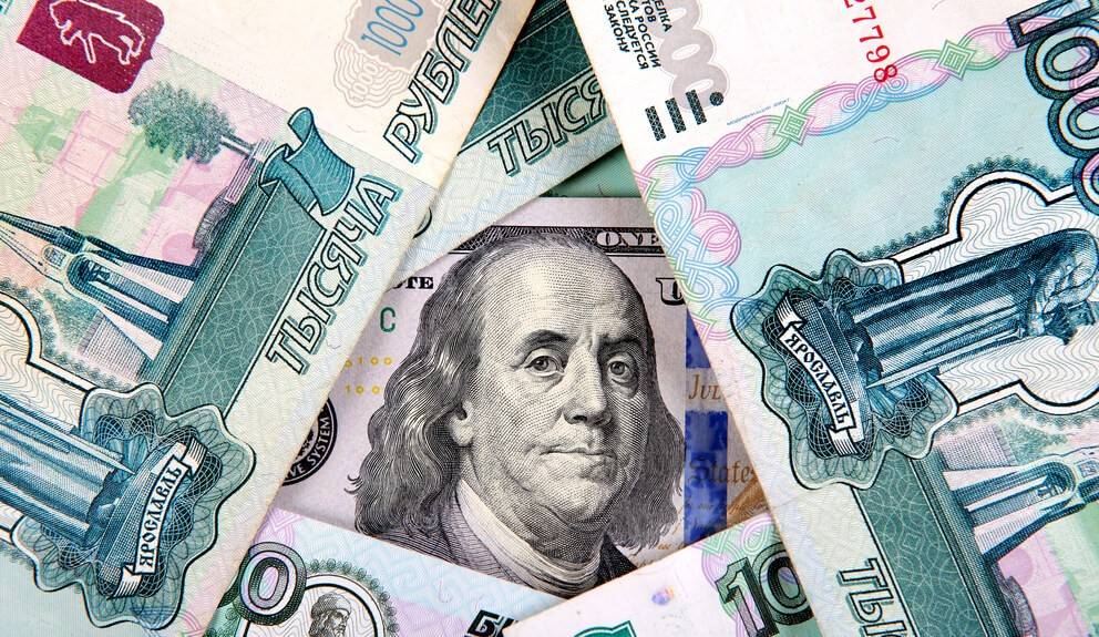 Rus rublesi değer kazanıyor