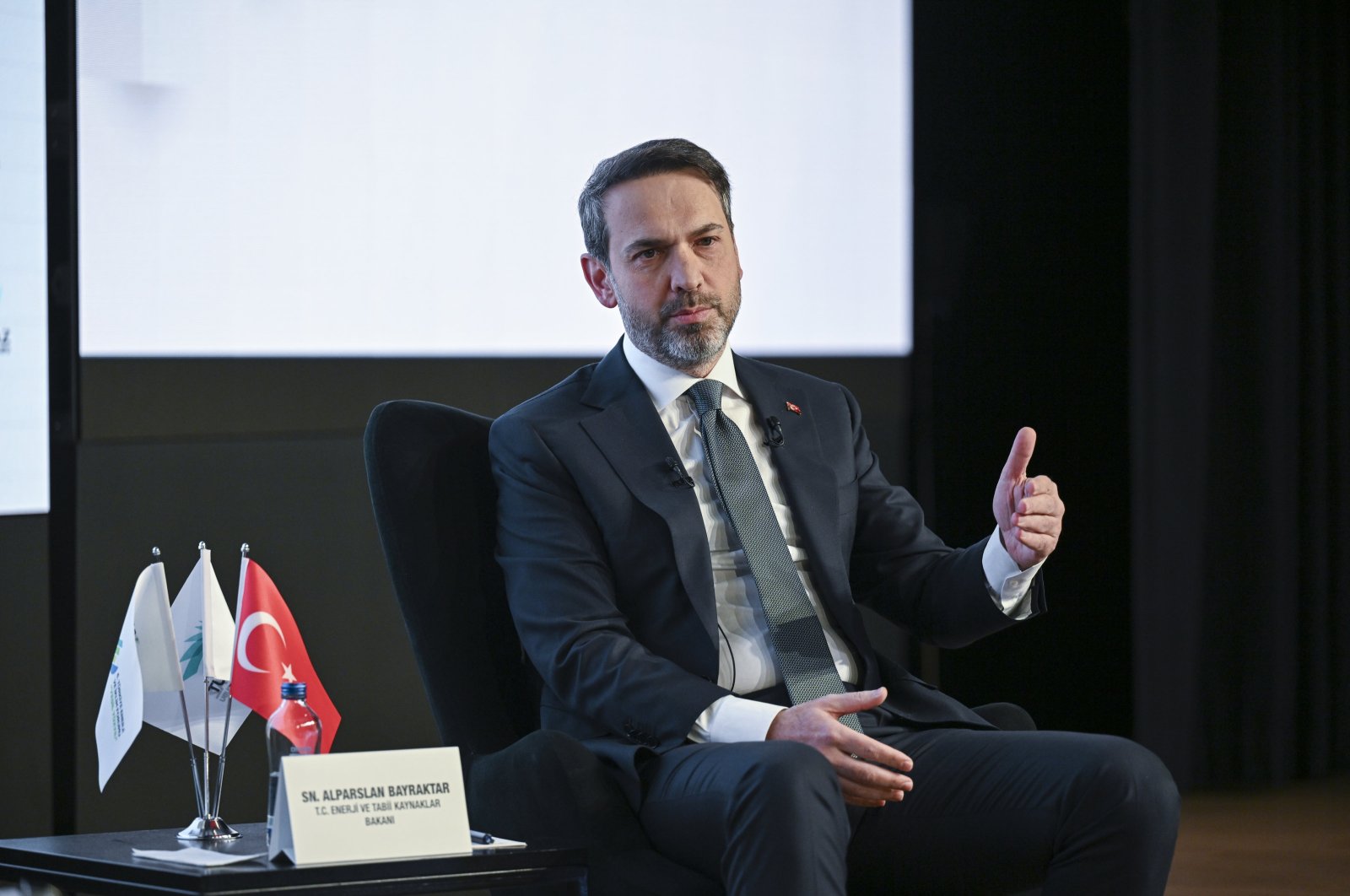 Bakan Bayraktar: Hedefimiz, Türkiye Yüzyılı'nda Cumhurbaşkanı'mızın liderliğinde ülkemizi enerjide bağımsız kılmaktır
