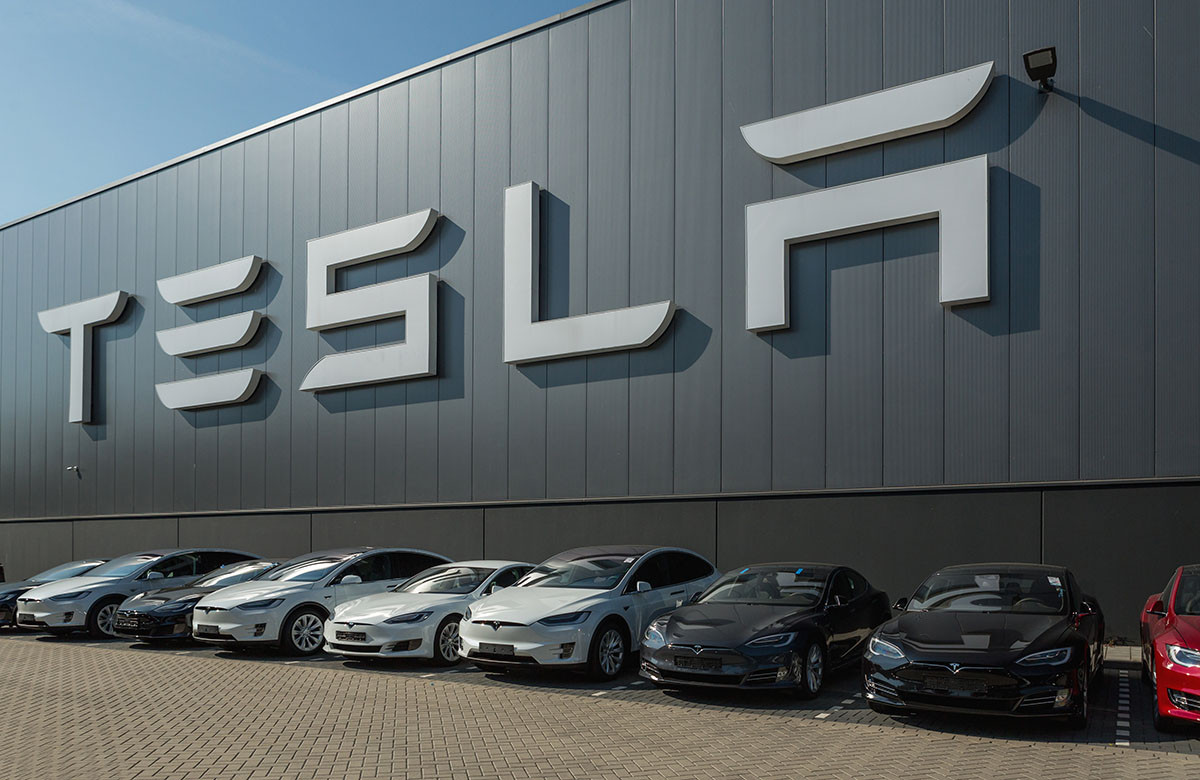 Tesla’da kâr beklentiyi aştı, enerji gelirleri tahminlerin altında kaldı