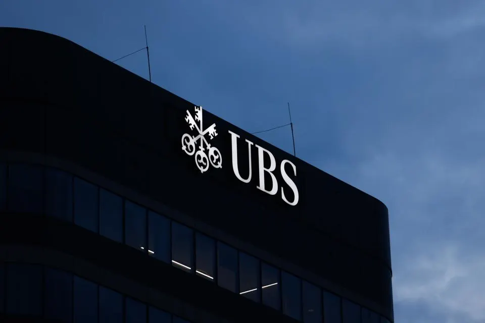UBS’den çarpıcı altın tahmini: 2025 yılında rekor bekleniyor