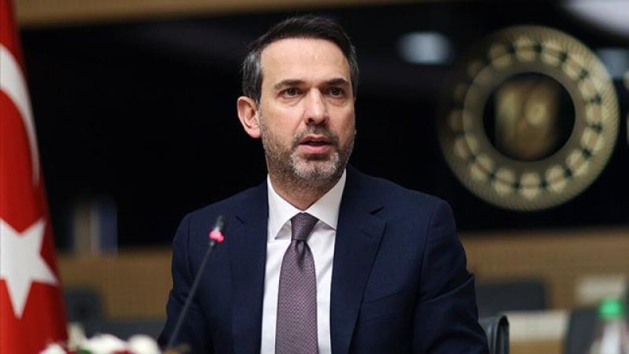 Bayraktar: Petrol ve doğal gazda hedef kendi kendine yeten Türkiye