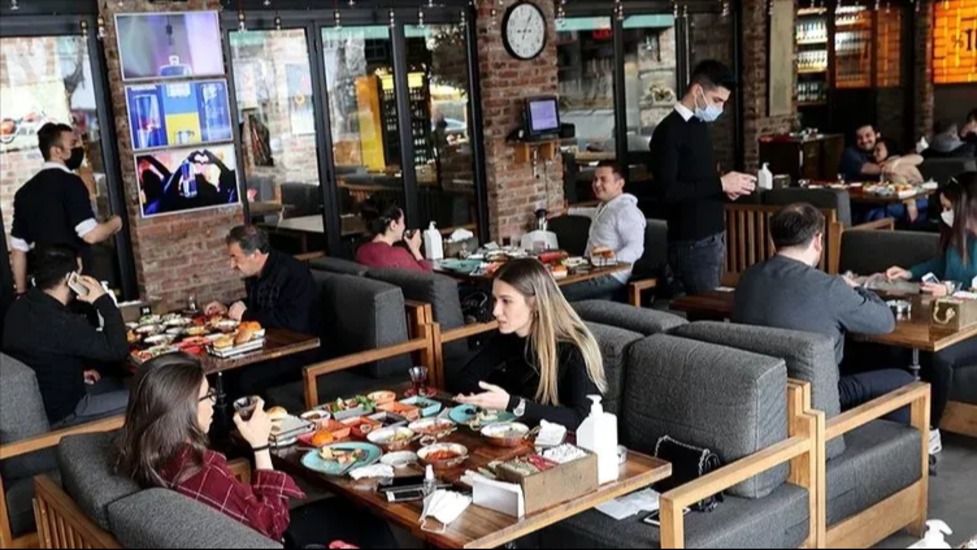 Kafelerde taksimetre dönemi! "Boş oturan artık masa ücreti verecek"