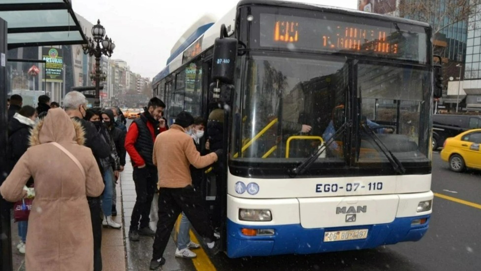 Öğrenci ve 65 yaş üstüne kötü haber! İndirimli ulaşım kaldırıldı