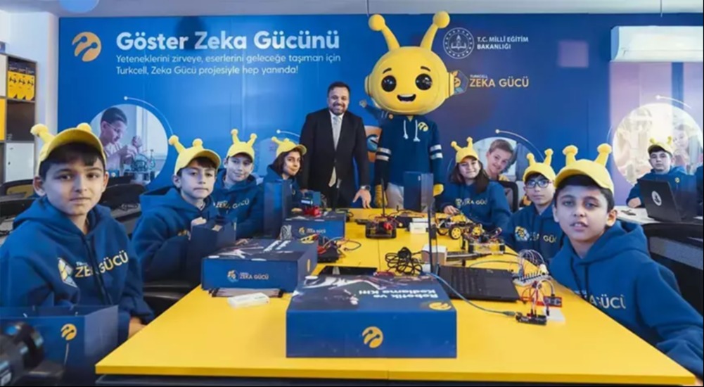 Turkcell Zekâ Gücü Projesi'nin yeni sınıfı Elbistan'da açıldı