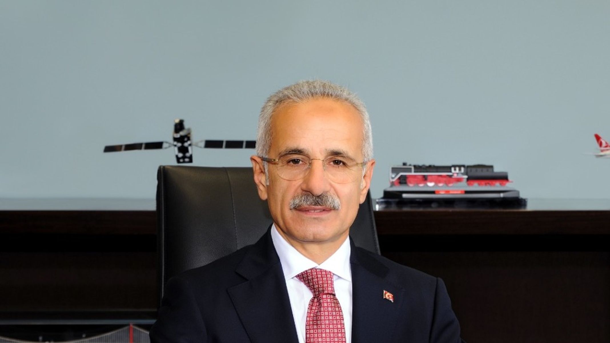 Bakan Uraloğlu: Yerli havacılık teknolojisi sayesinde 2,5 milyon euro tasarruf sağlandı