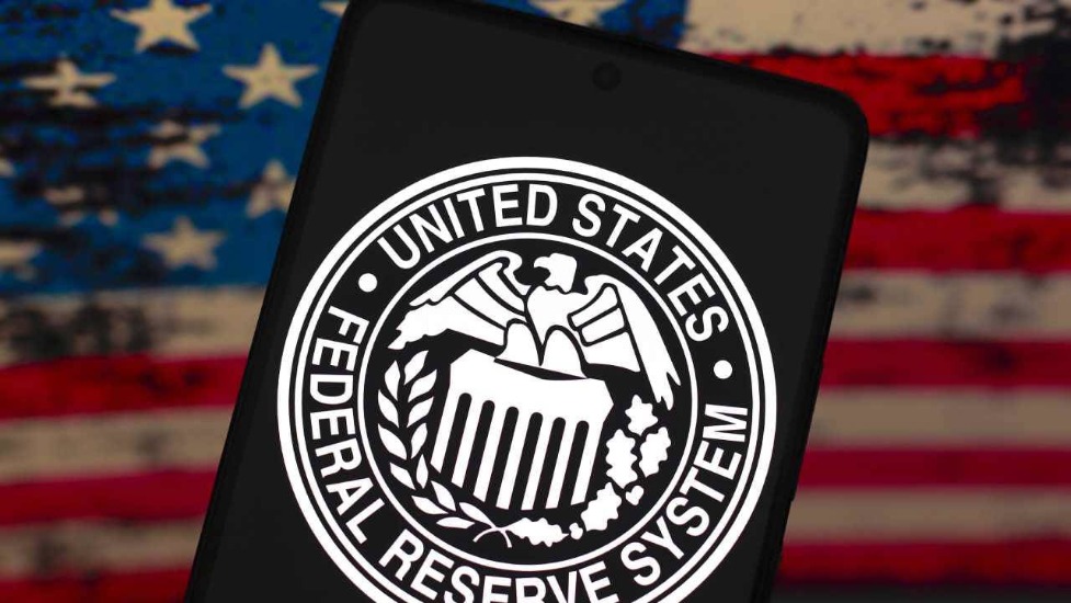 Fed, 2025 ve 2027 için büyüme beklentilerini aşağı yönlü revize etti