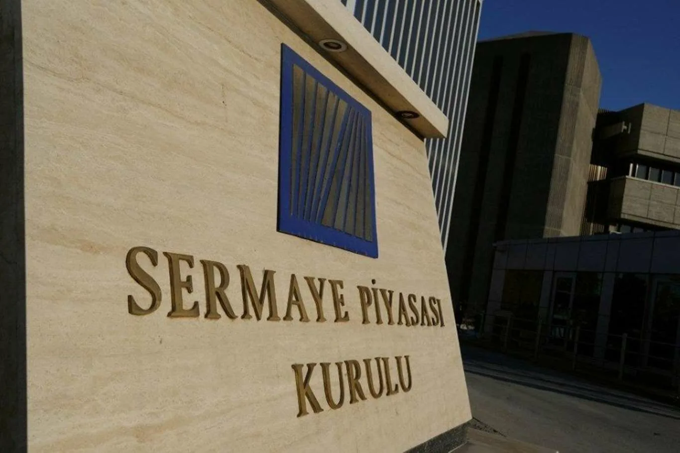 SPK'den lisanslama ve sicil tutma esaslarına düzenleme
