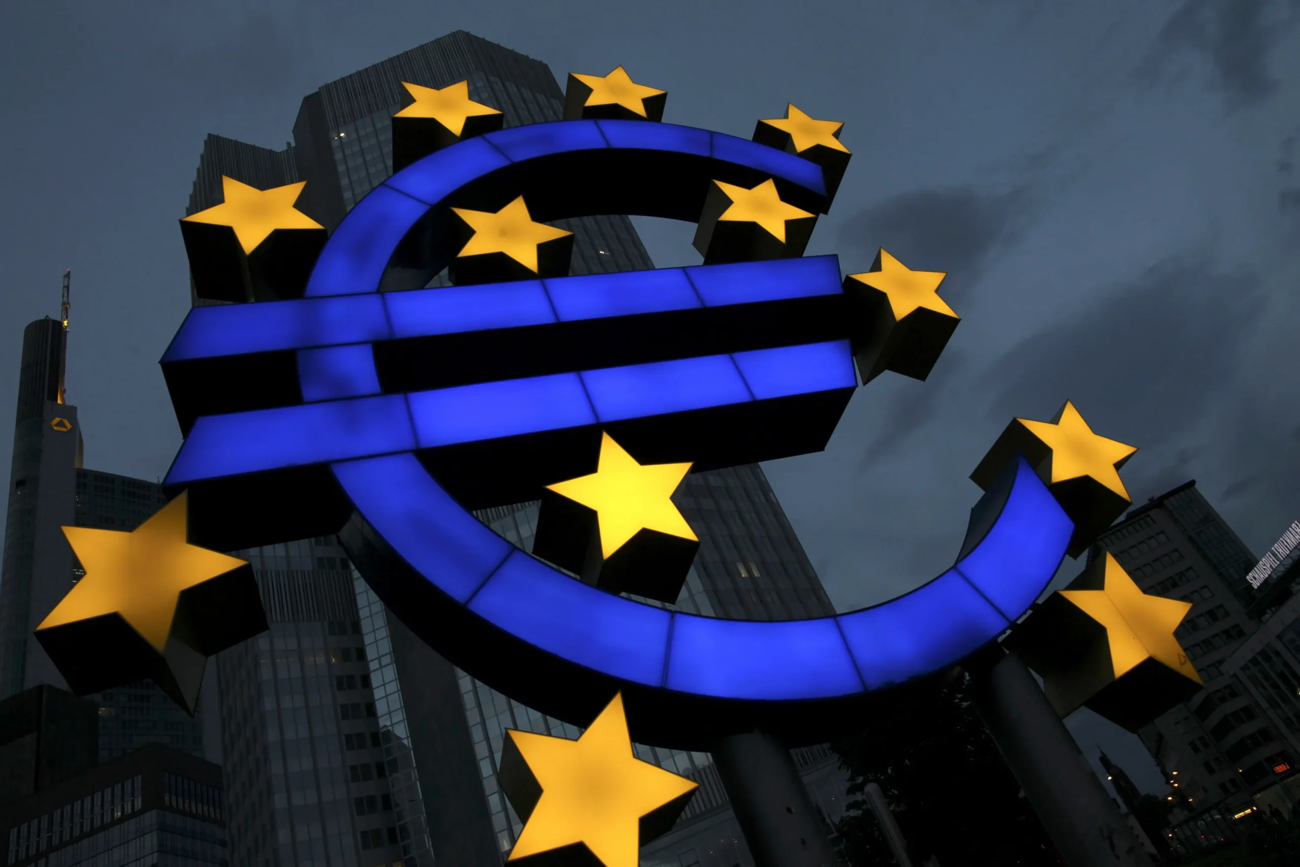 Euro Bölgesi, kasım ayında 16,4 milyar euro ticaret fazlası verdi