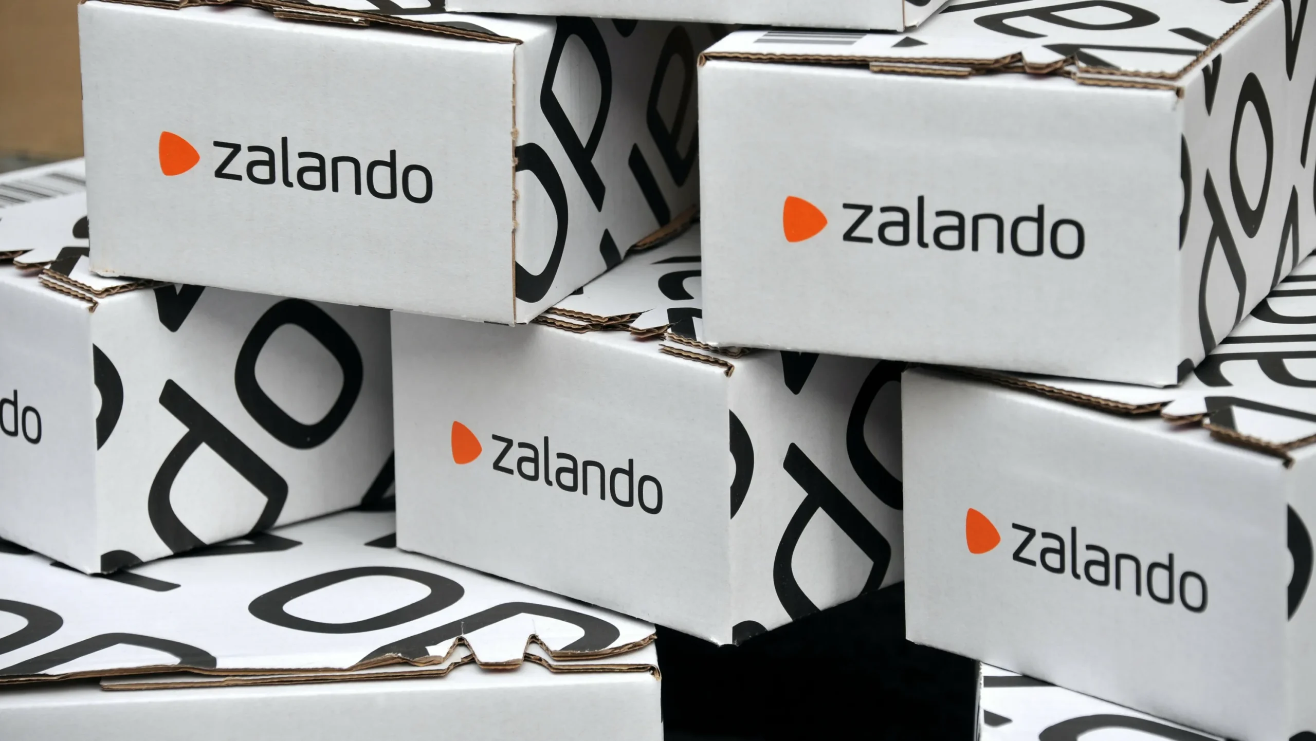 Zalando'nun hisseleri, About You teklifinin ardından düşüşte!