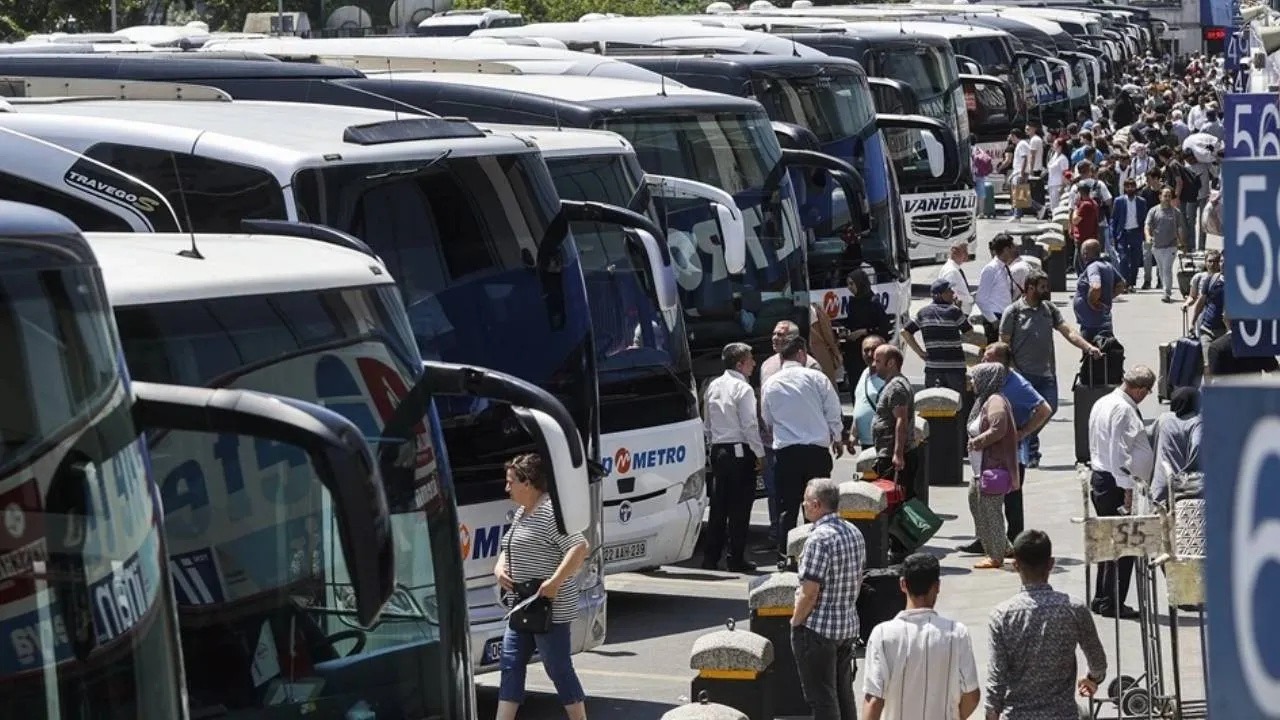 Türkiye'de otobüsler dünyanın çevresini 52 bin kez turladı