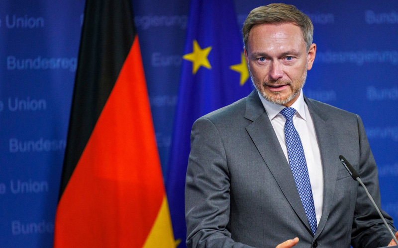 Almanya'da FDP Genel Başkanı Lindner, aktif siyaseti bıraktığını duyurdu
