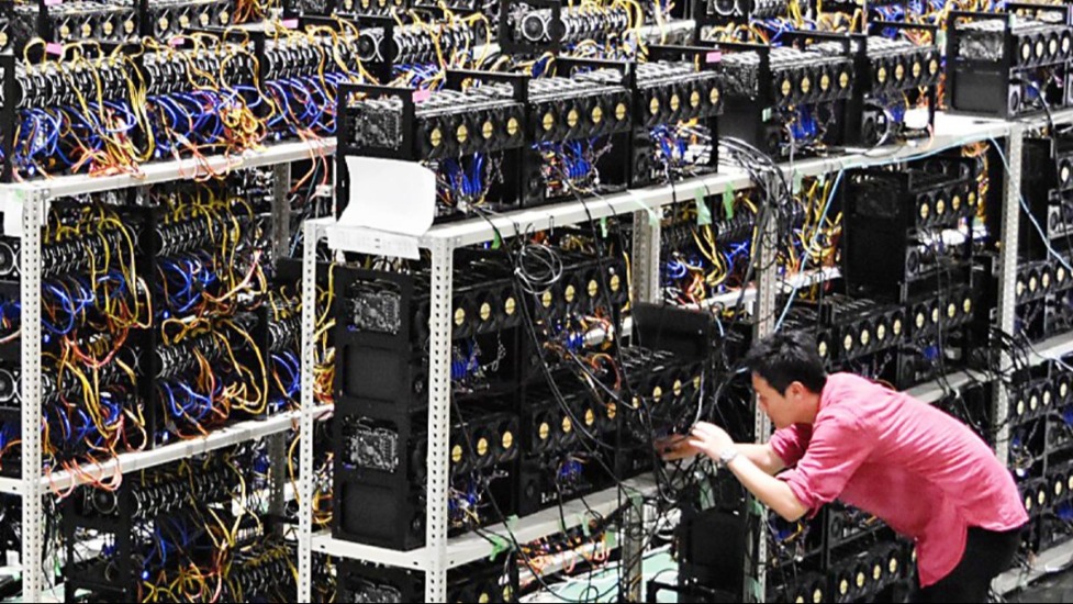 Bitcoin madencileri için işler zorlaşıyor! Bitcoin madencilik faaliyetlerinde düşüş