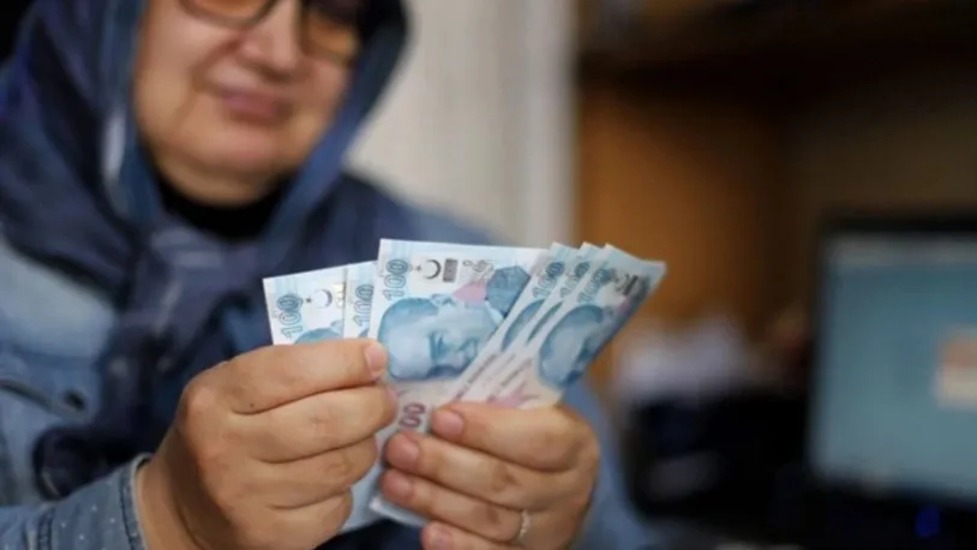 En düşük emekli maaşı 20 bin TL oluyor