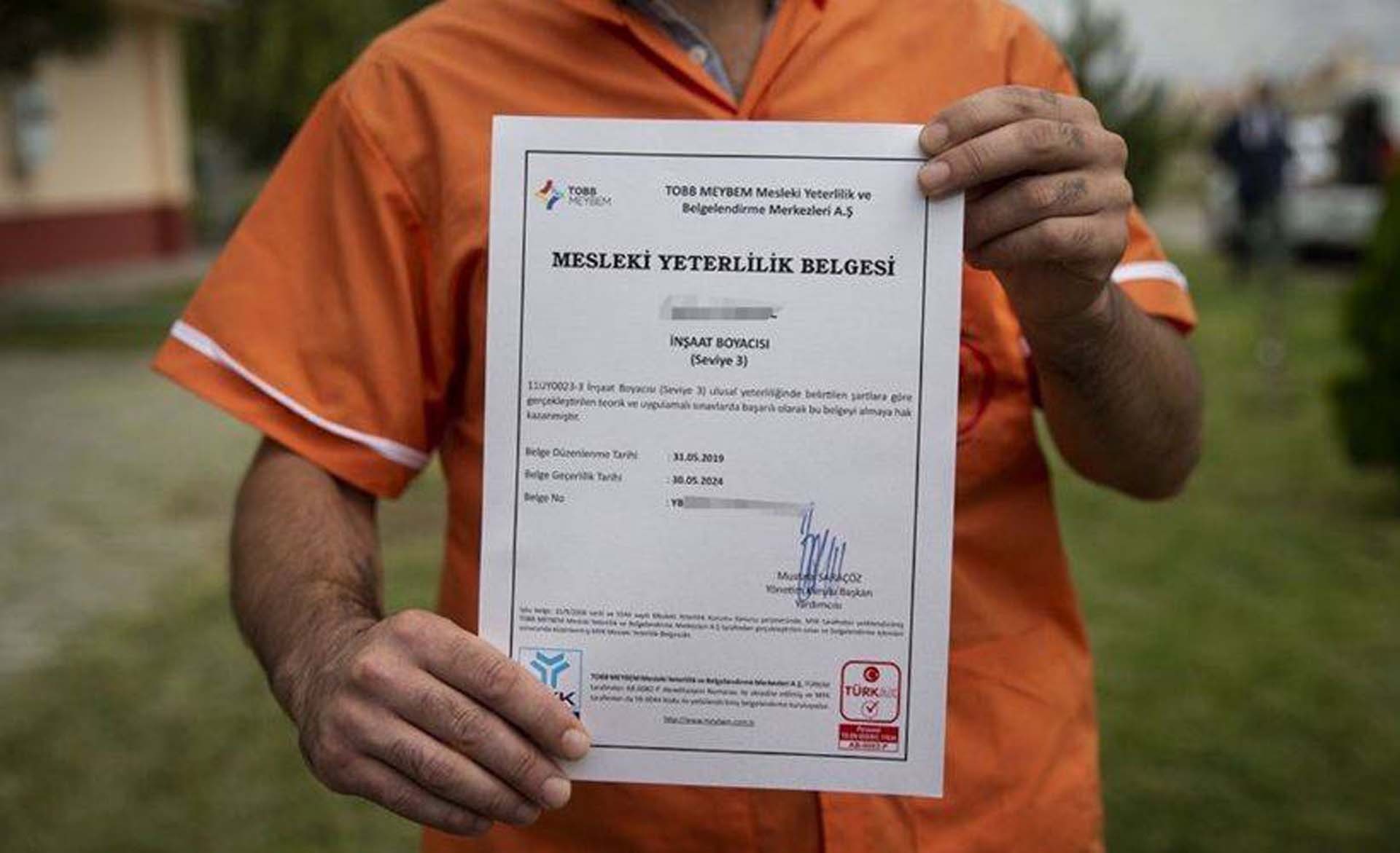 Tehlikeli mesleklerde belgelendirme zorunluluğu genişletiliyor