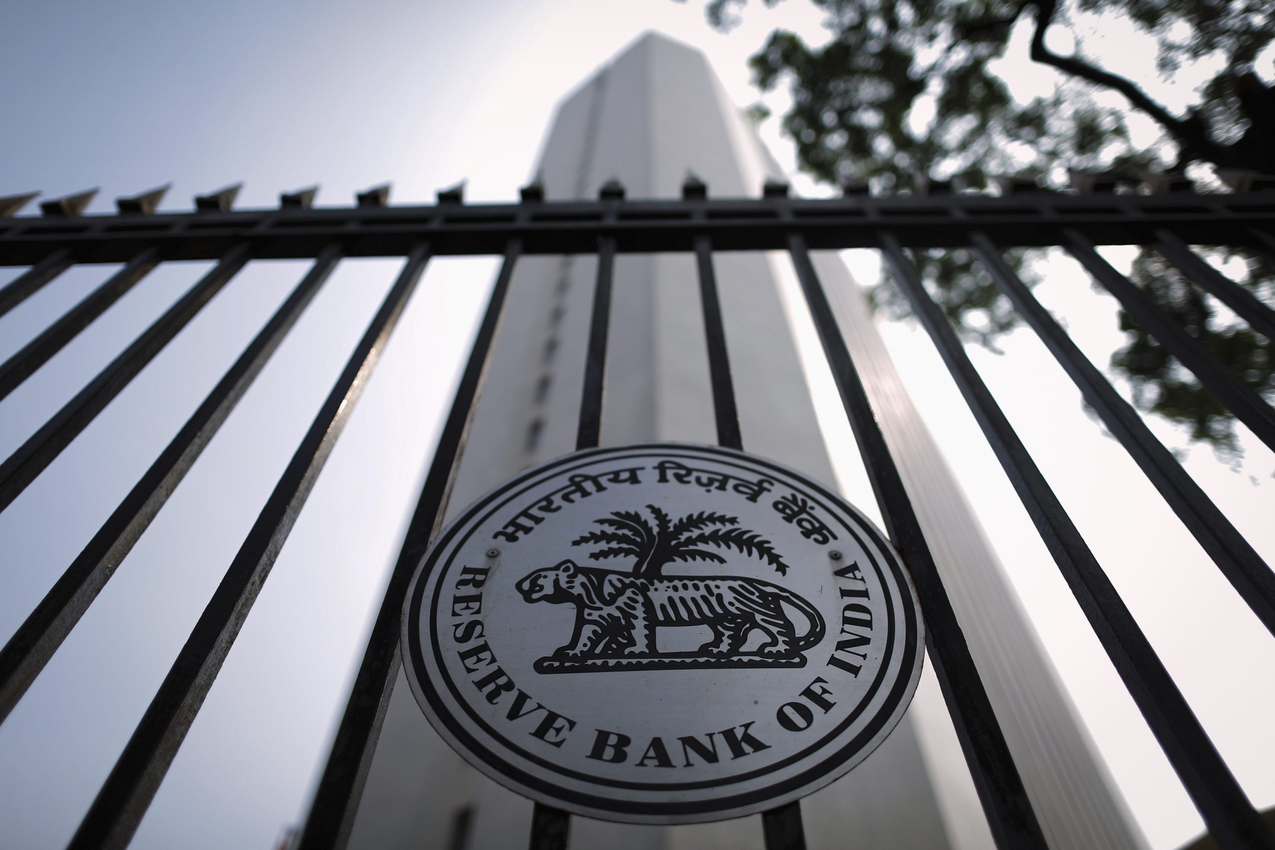 Hindistan Merkez Bankası, yaklaşık 5 yıl sonra faiz indirdi