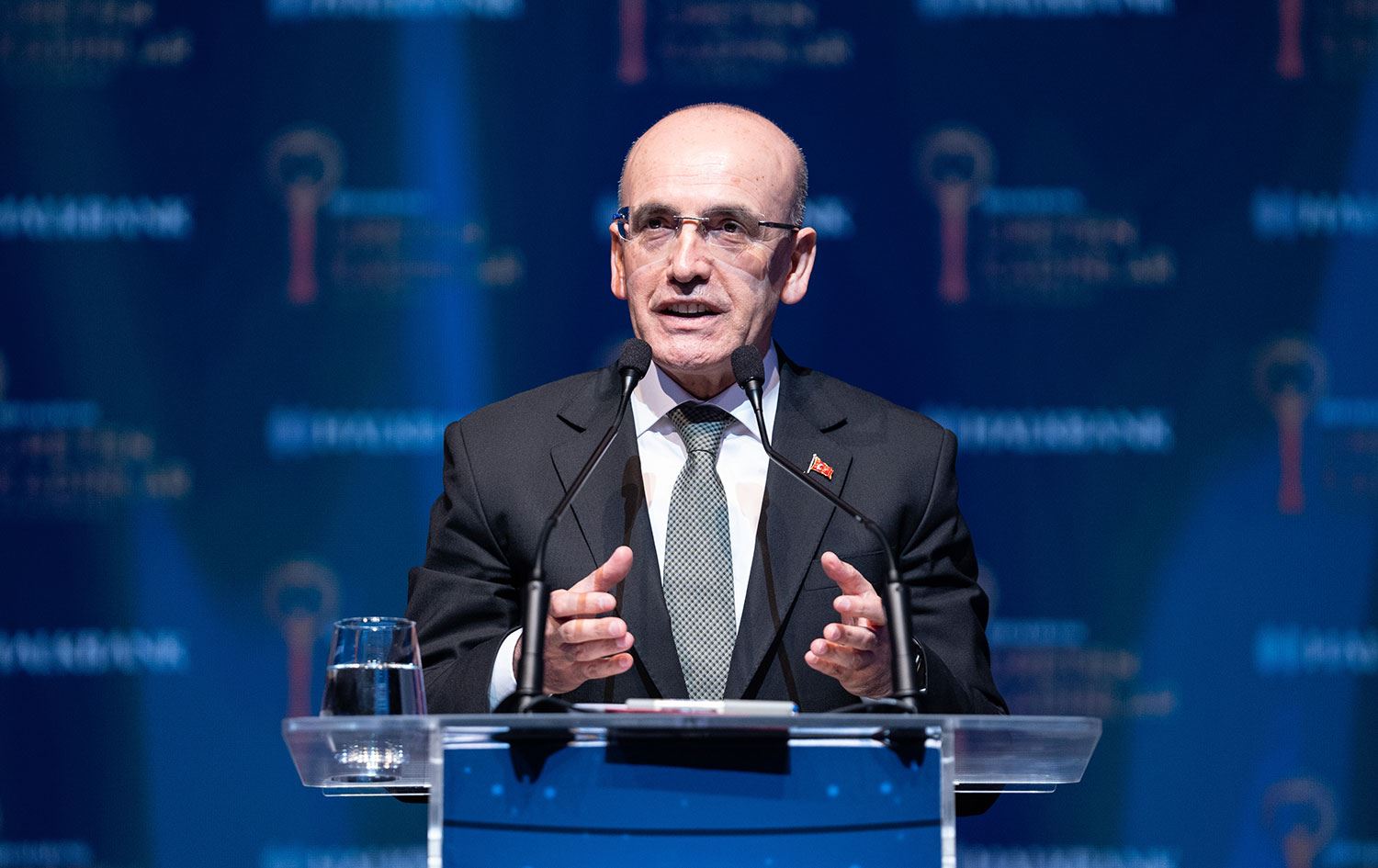Mehmet Şimşek’ten enflasyon açıklaması: Ekonomi güçleniyor, dezenflasyon devam edecek