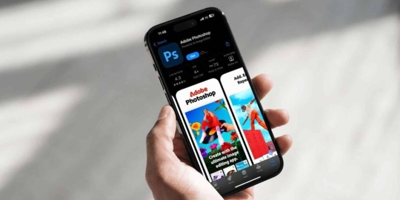 Adobe, iPhone kullanıcıları için photoshop uygulamasını yayınladı
