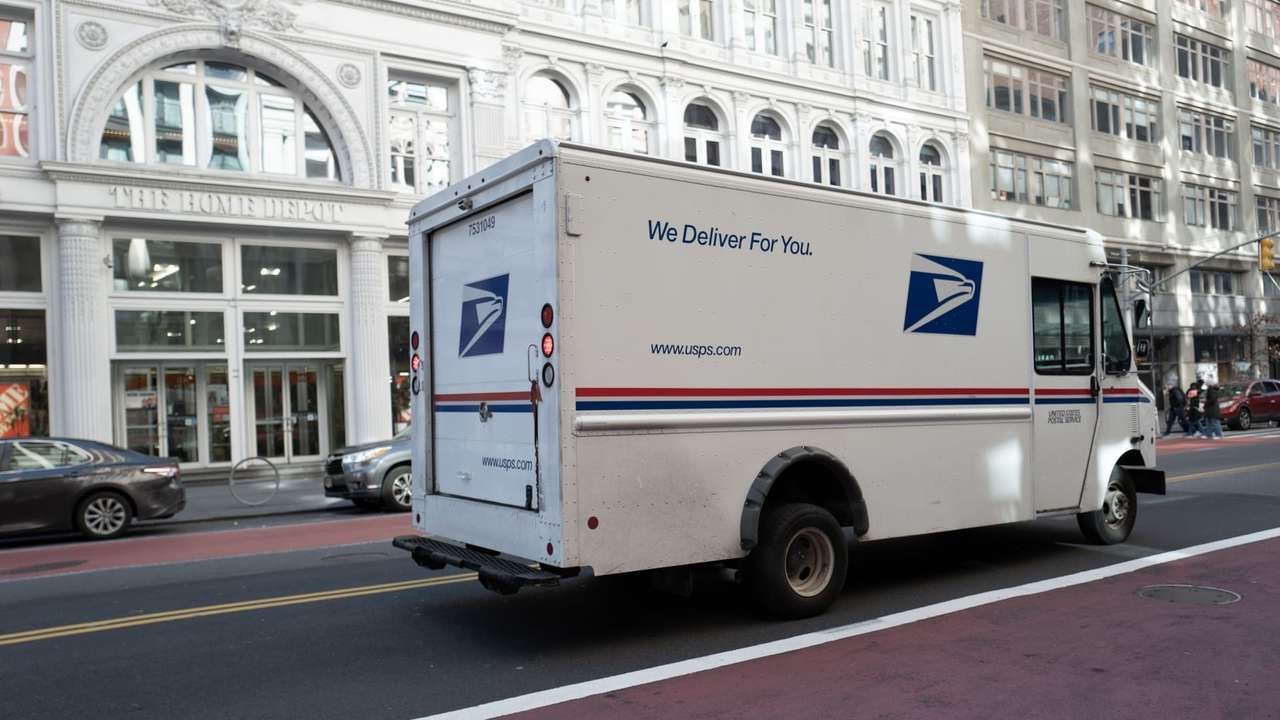ABD Posta Servisi Çin ve Hong Kong'dan gelen paketlerin kabulünü geçici olarak askıya aldı