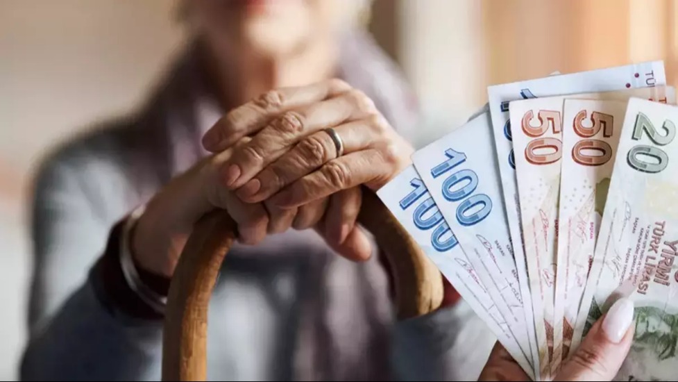 Emeklinin bayram ikramiyesinde en güçlü senaryo ne? Emekli ikramiyesi ne zaman yatar?