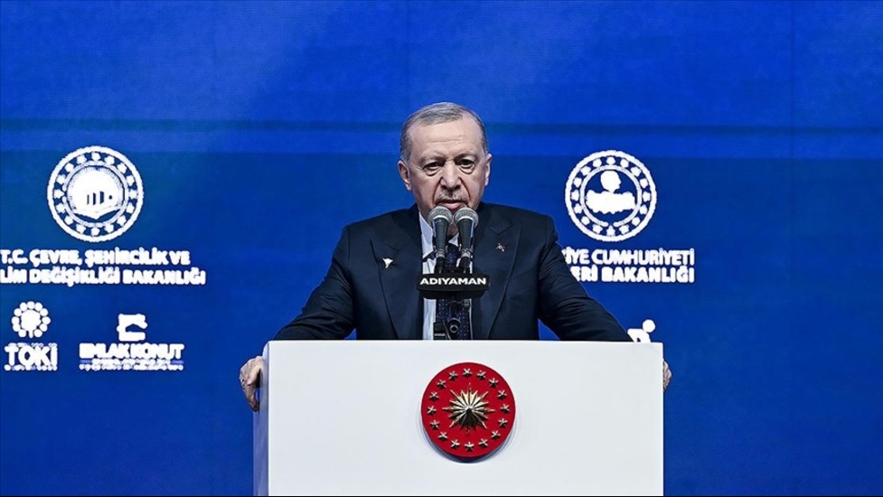 Cumhurbaşkanı Erdoğan: Deprem bölgesinde evine girmeyen tek bir vatandaşımızı dahi bırakmayacağız