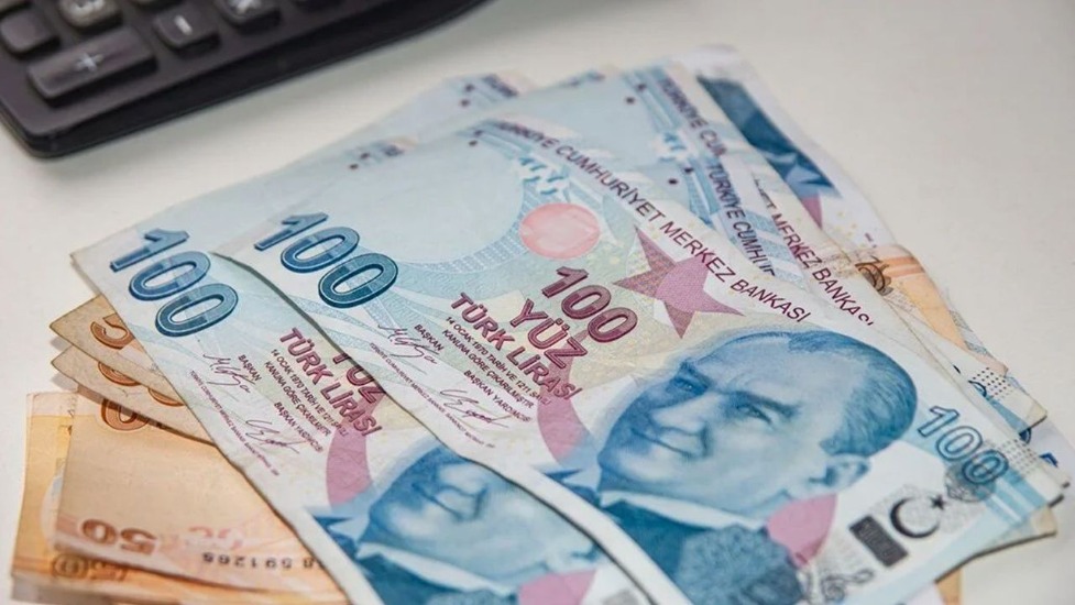 Hazine 46,9 milyar lira borçlandı