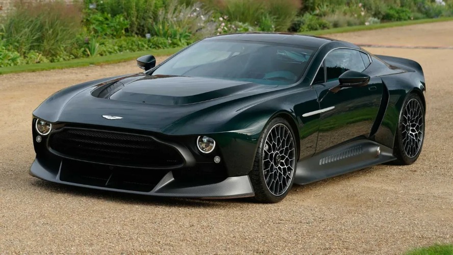 Kriz bir devi daha vurdu: Aston Martin 170 kişiyi işten çıkarıyor