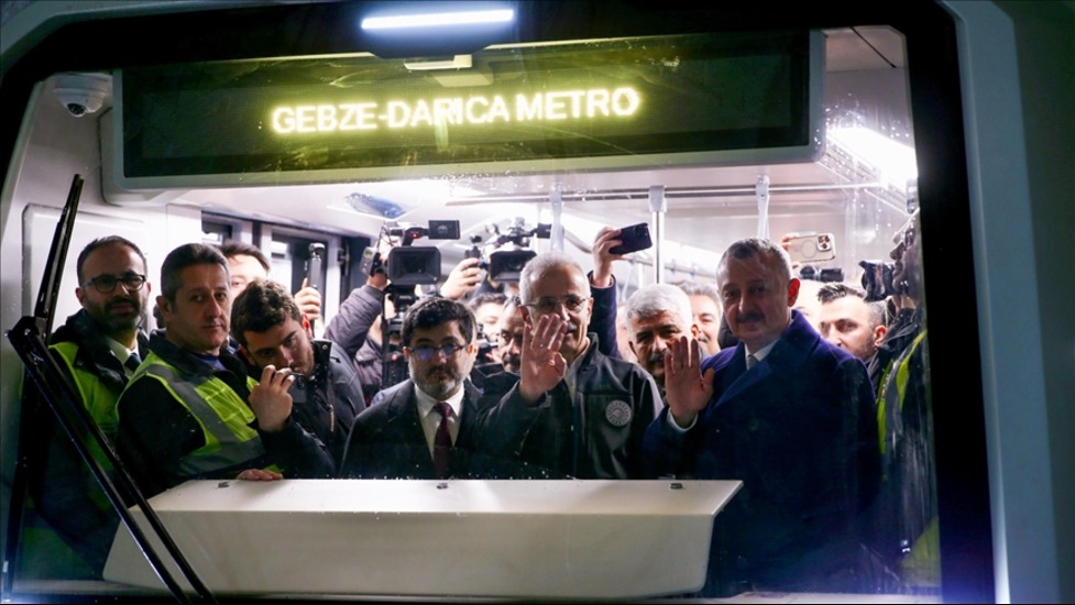 Yerli ve milli metro hattı dönemi: Test sürüşü Bakan Uraloğlu'ndan...
