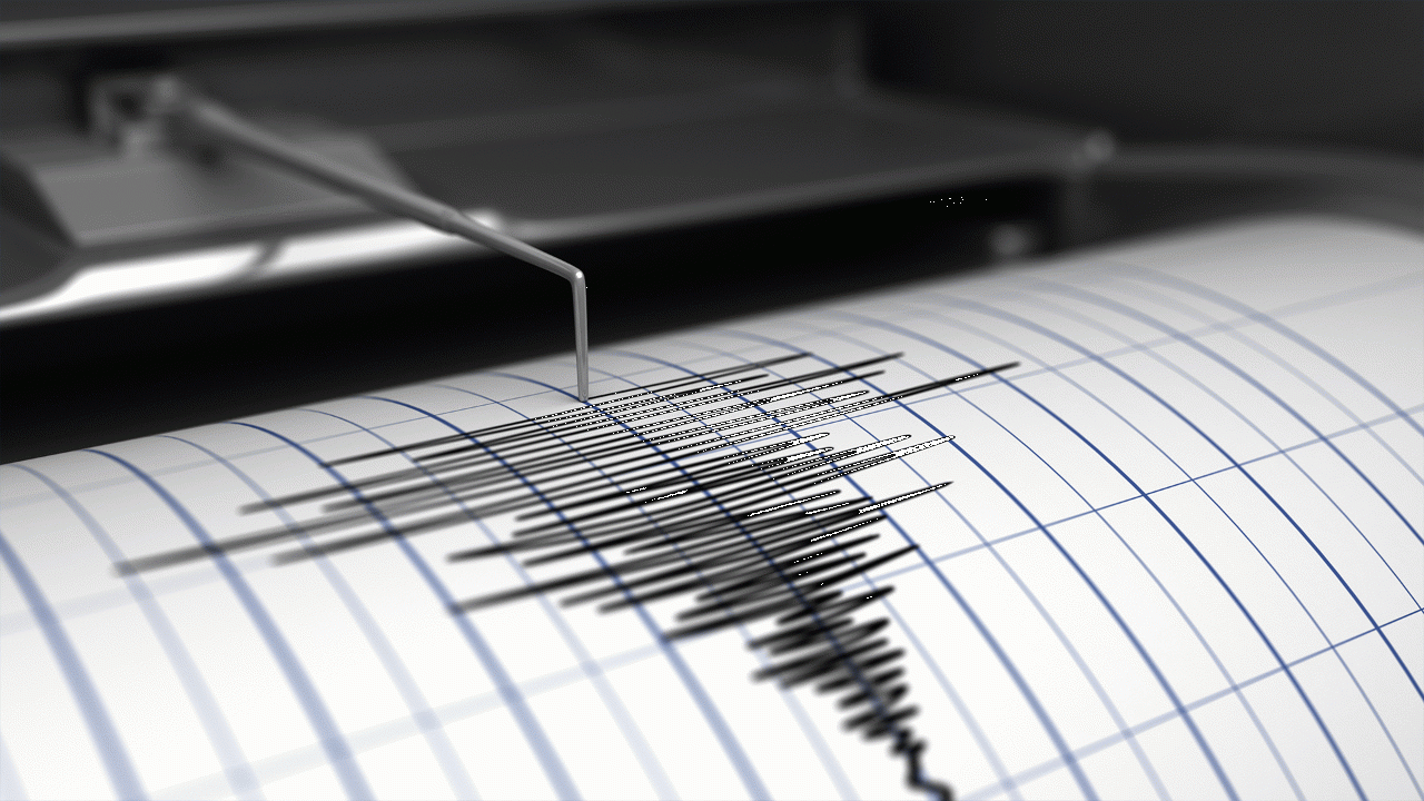 Manisa'da 4 büyüklüğünde deprem meydana geldi