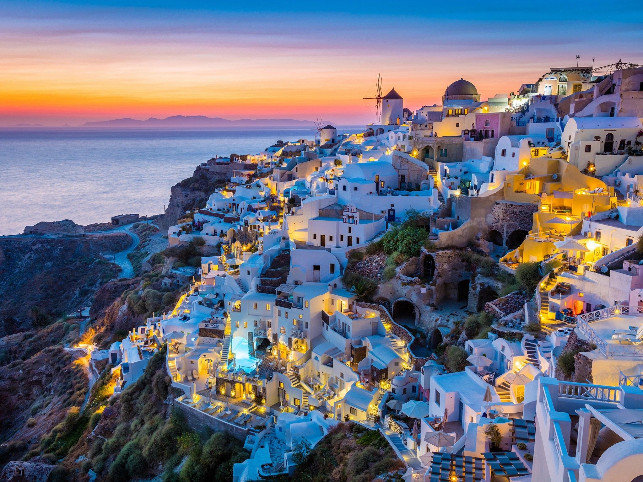 Santorini’de depremler nedeniyle olağanüstü hal ilan edildi