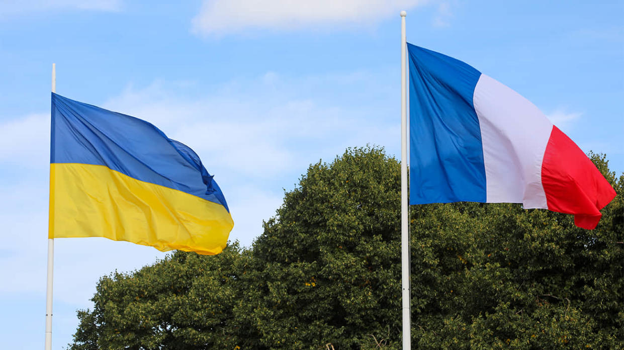 Fransa, Ukrayna'ya dondurulmuş Rus varlıklarıyla 195 milyon euroluk yardım sağlayacak