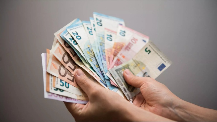 Dolarda sınırlı yükseliş! Dolar bugün ne kadar oldu? 7 Nisan güncel dolar, euro, sterlin, dolar fiyatı