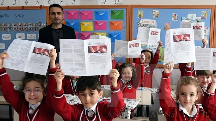Okullar ne zaman kapanacak? Karneler hangi gün alınacak? 2025 MEB okulların kapanış tarihi