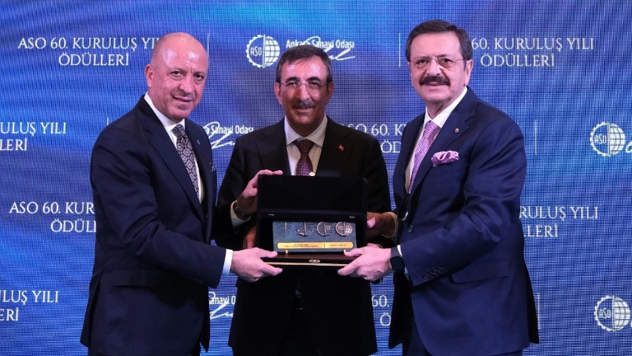 TOBB Başkanı Hisarcıklıoğlu bankalara seslendi: "Faiz indirimi KOBİ’lere yansıtılmalı"