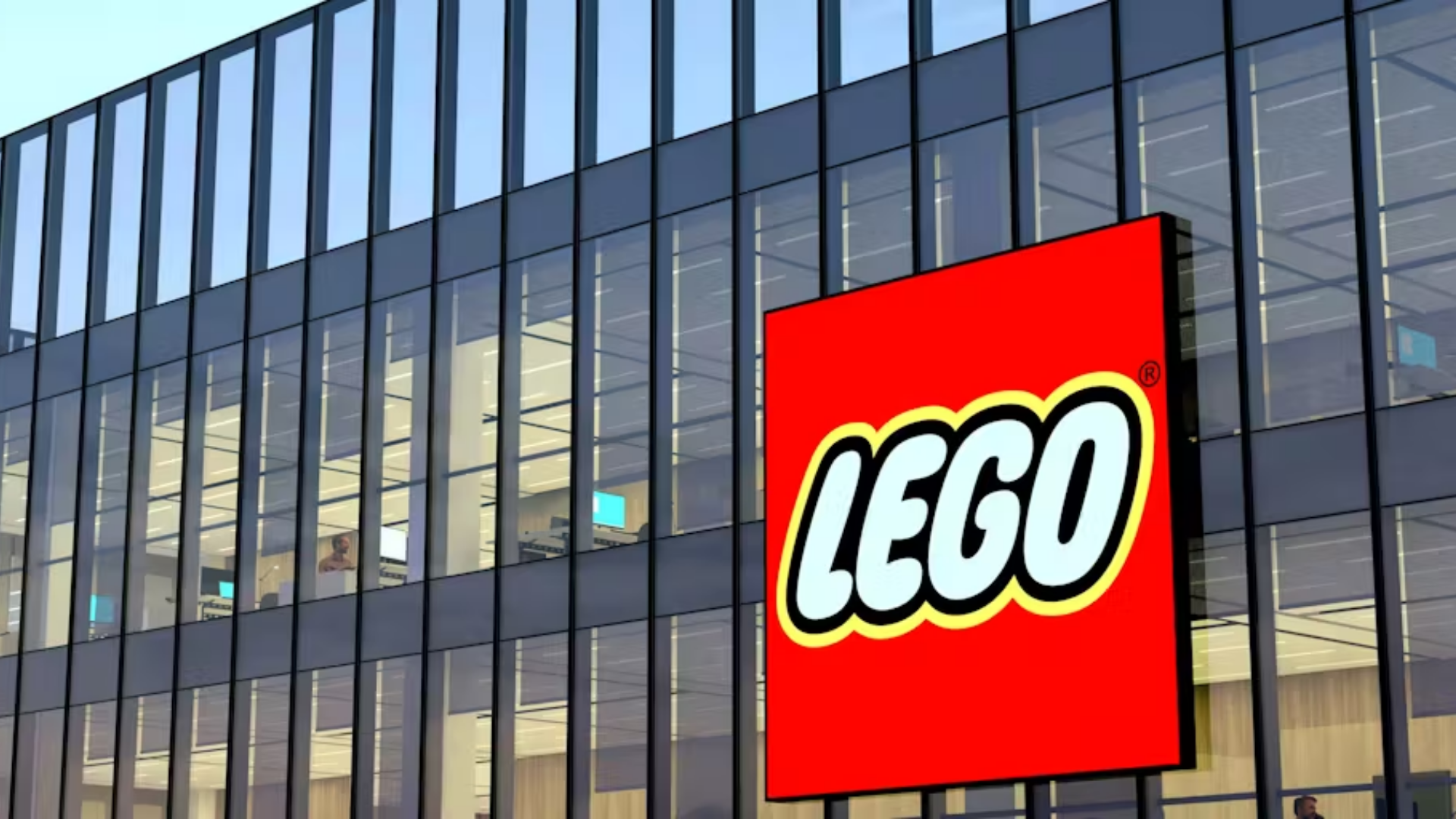 Lego, küresel oyuncak pazarındaki gerilemeye rağmen satışlarını artırdı