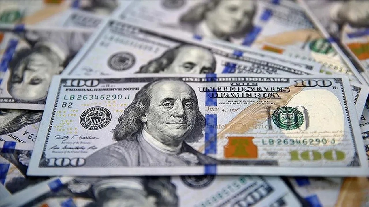 ABD'de federal bütçe ilk 6 ayda 1,3 trilyon dolar açık verdi