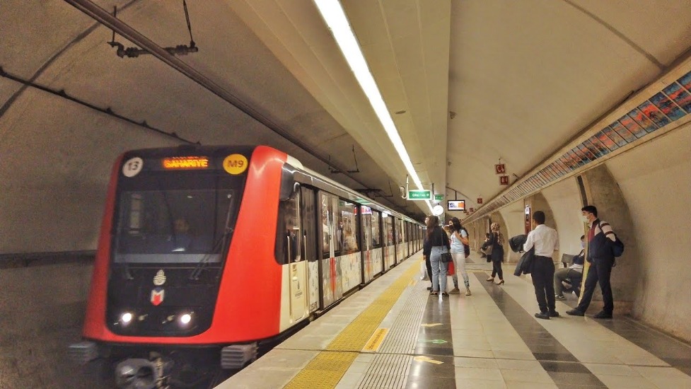 İstanbul'da bazı metro durakları kapatılacak