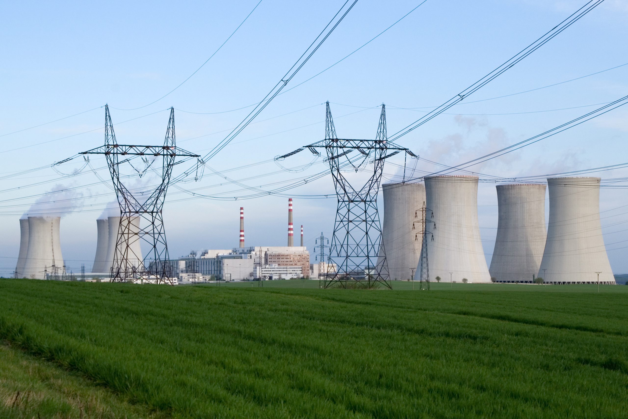 Elektrik üretiminde ithal kömür ilk sırada, Güneş enerjisi payını artırıyor