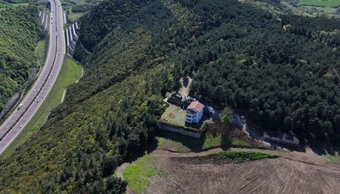 Ünlü ‘Yalnız ev’ satışa çıktı! Türkiye'nin konuştuğu ev yeni sahibini bekliyor