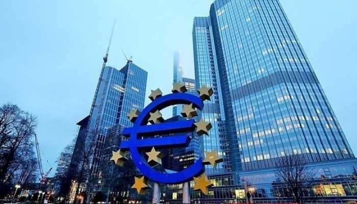Euro bölgesinde büyüme hızlandı, ancak riskler masada