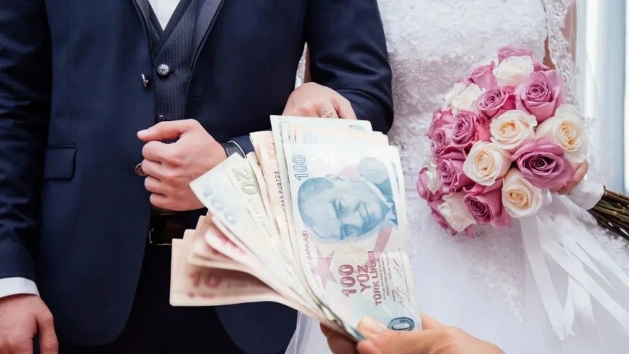 Aile Yılı’nda evli çiftlere maddi destek: 10 yıl ve üzeri evli çiftlere 25 bin lira