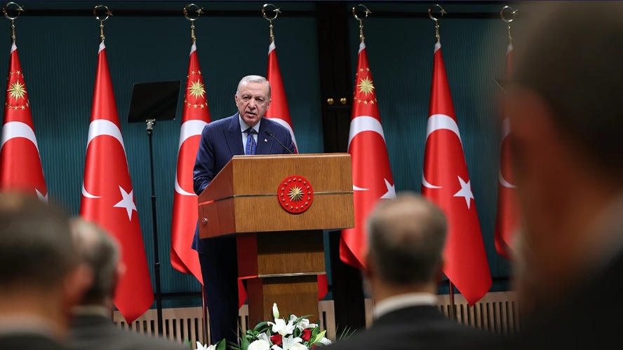 Cumhurbaşkanı Erdoğan'dan deprem çağrısı: "Herkese elimizi uzatıyoruz, gelin beraber çalışalım"