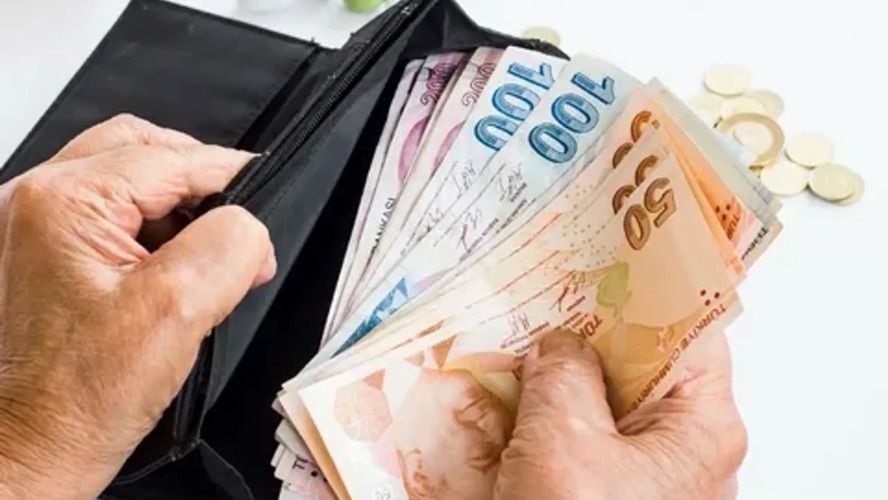 Emekli maaşı yetmeyen ailelere destek geliyor