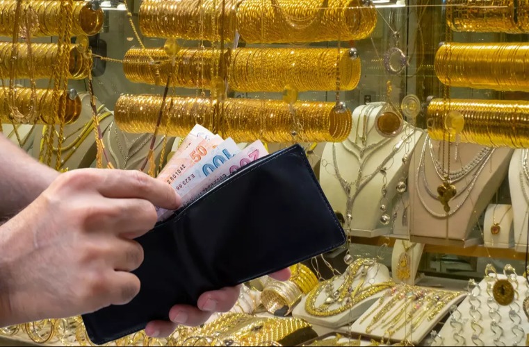 Rüzgar tersine döndü: Altın fiyatları güne düşüşle başladı