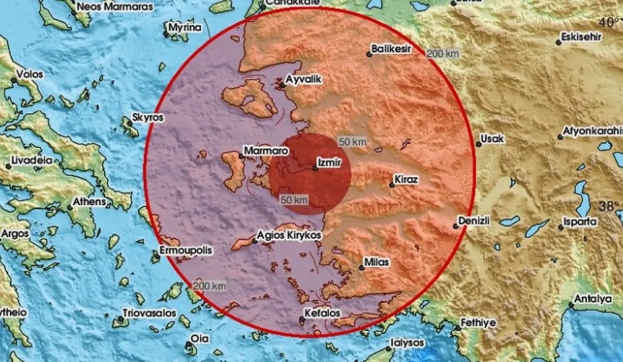 İzmir'de deprem oldu!