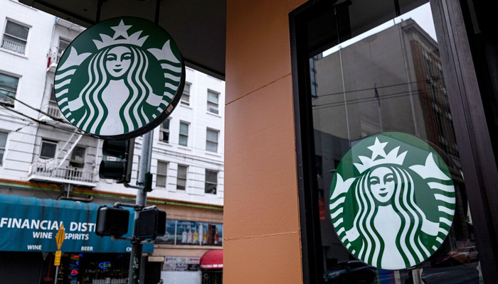 Starbucks mağaza ağını küçültüyor: 250 şubeyi kapatacak